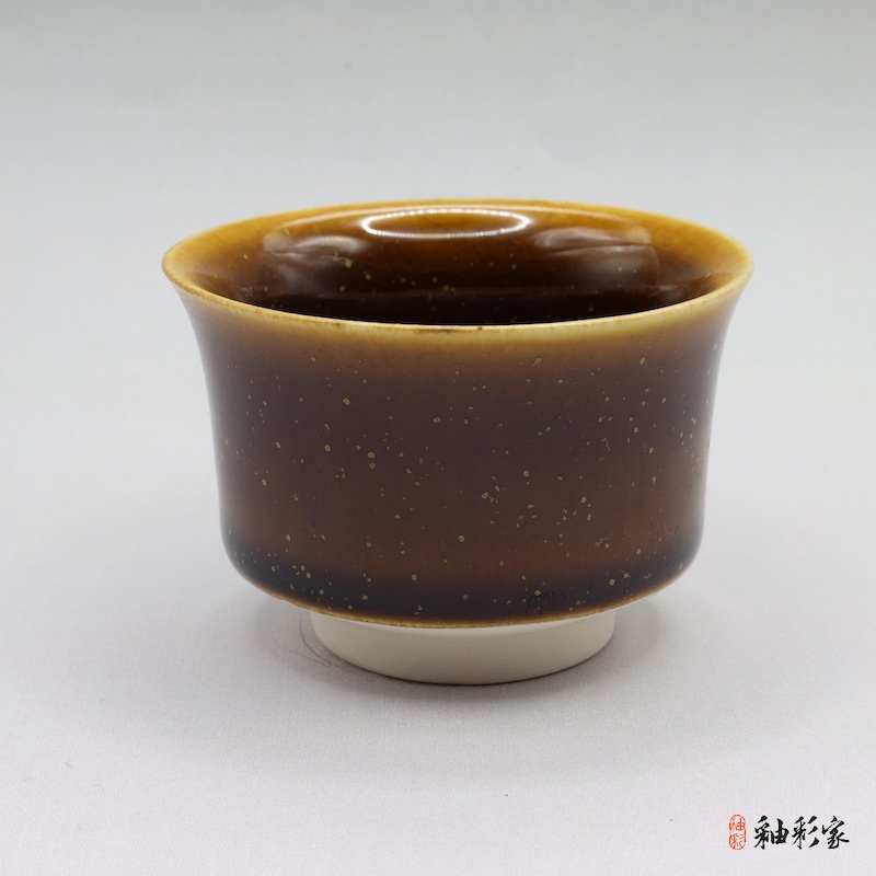 雷裂蒼苔-裂棕結晶