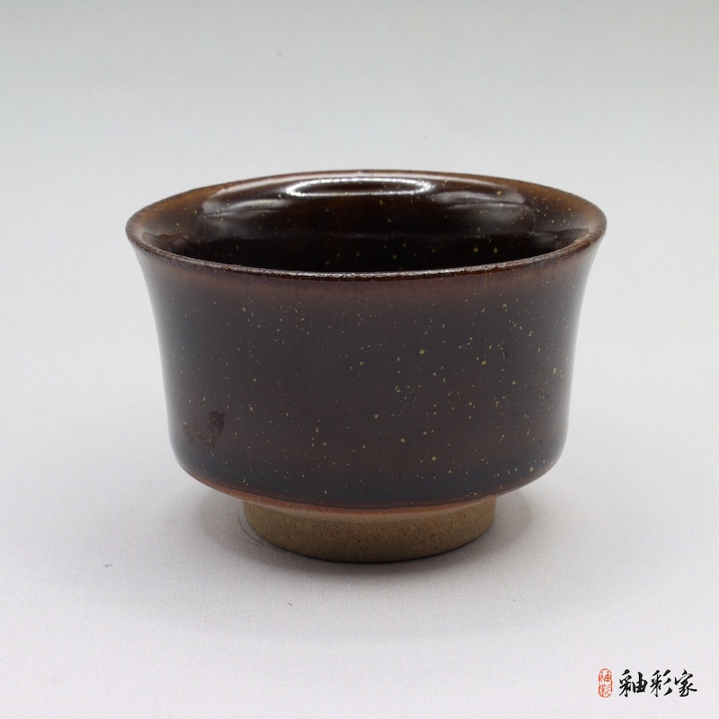 雷裂蒼苔-裂棕結晶